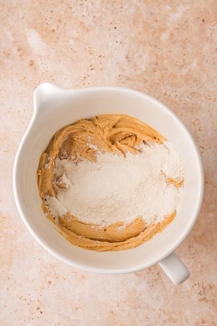 Combining wet and dry dough ingredients