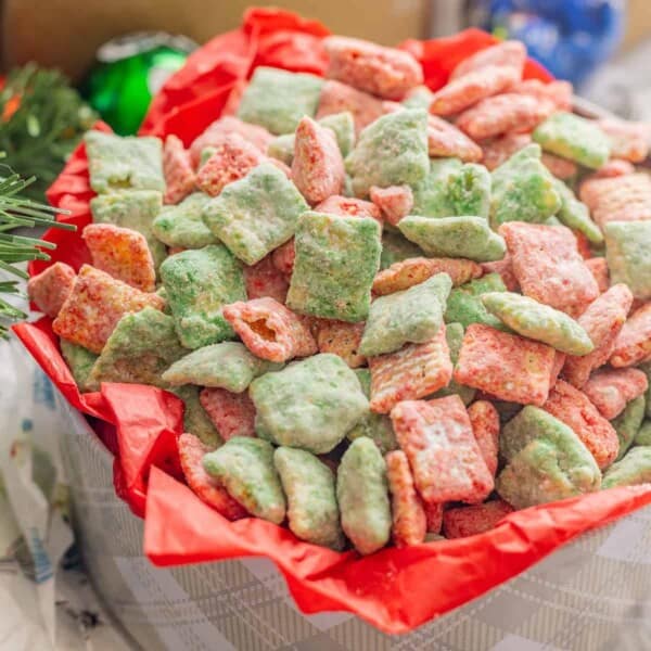 Christmas Puppy Chow feature