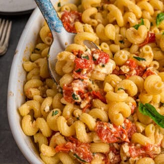 Baked Feta Pasta feature