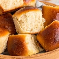 Hawaiian Roll Recipe feature