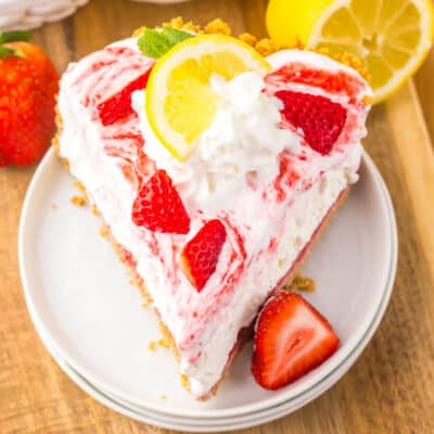 Strawberry Lemonade Pie feature