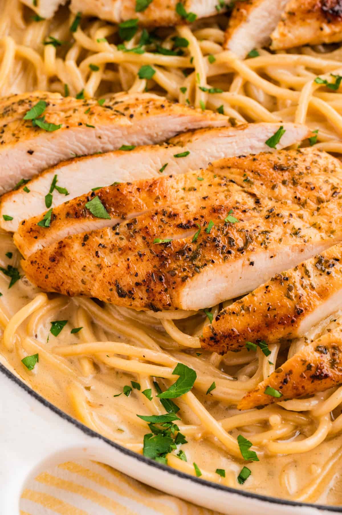 This Lemon Chicken Pasta is a quick, comforting dinner with bright citrus flavor and a rich, creamy sauce that feels restaurant-worthy. A plate of lemon chicken pasta