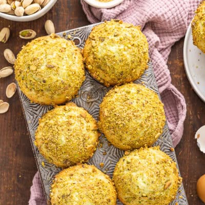 Pistachio Muffins feature
