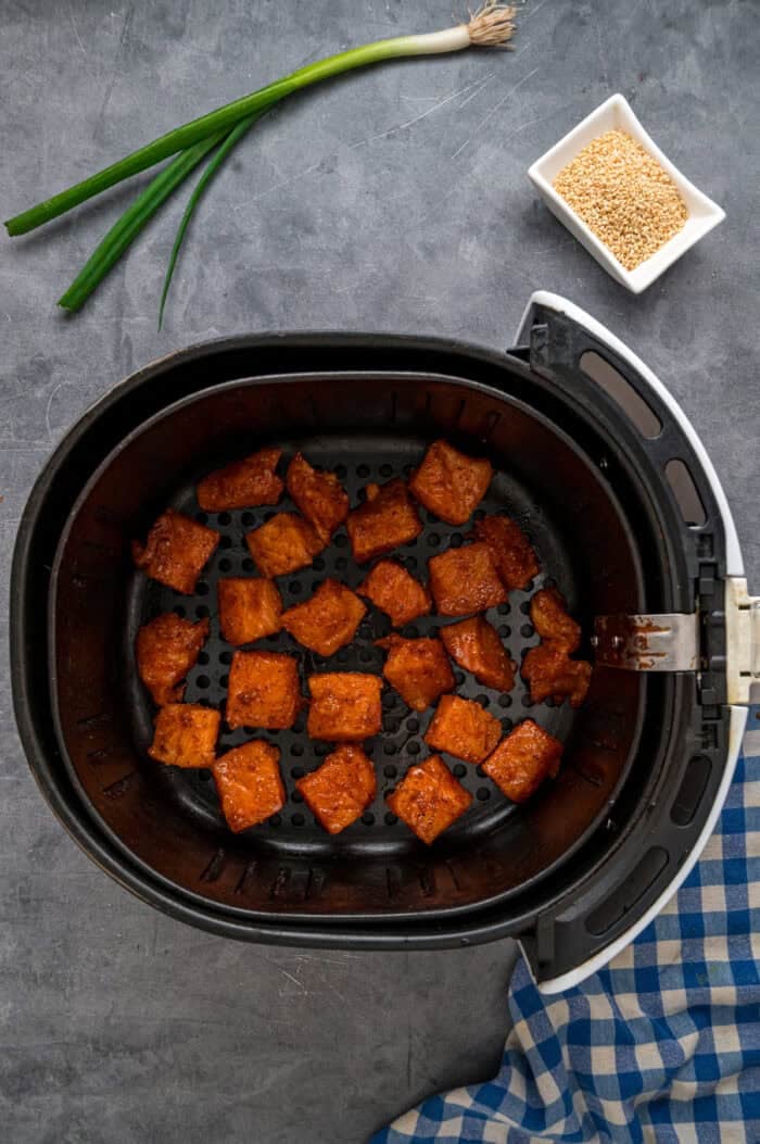 Salmon bites in the air fryer