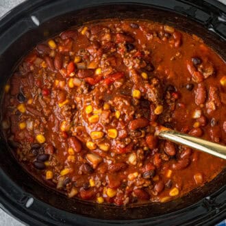 Crockpot-Chili-Recipe-feature