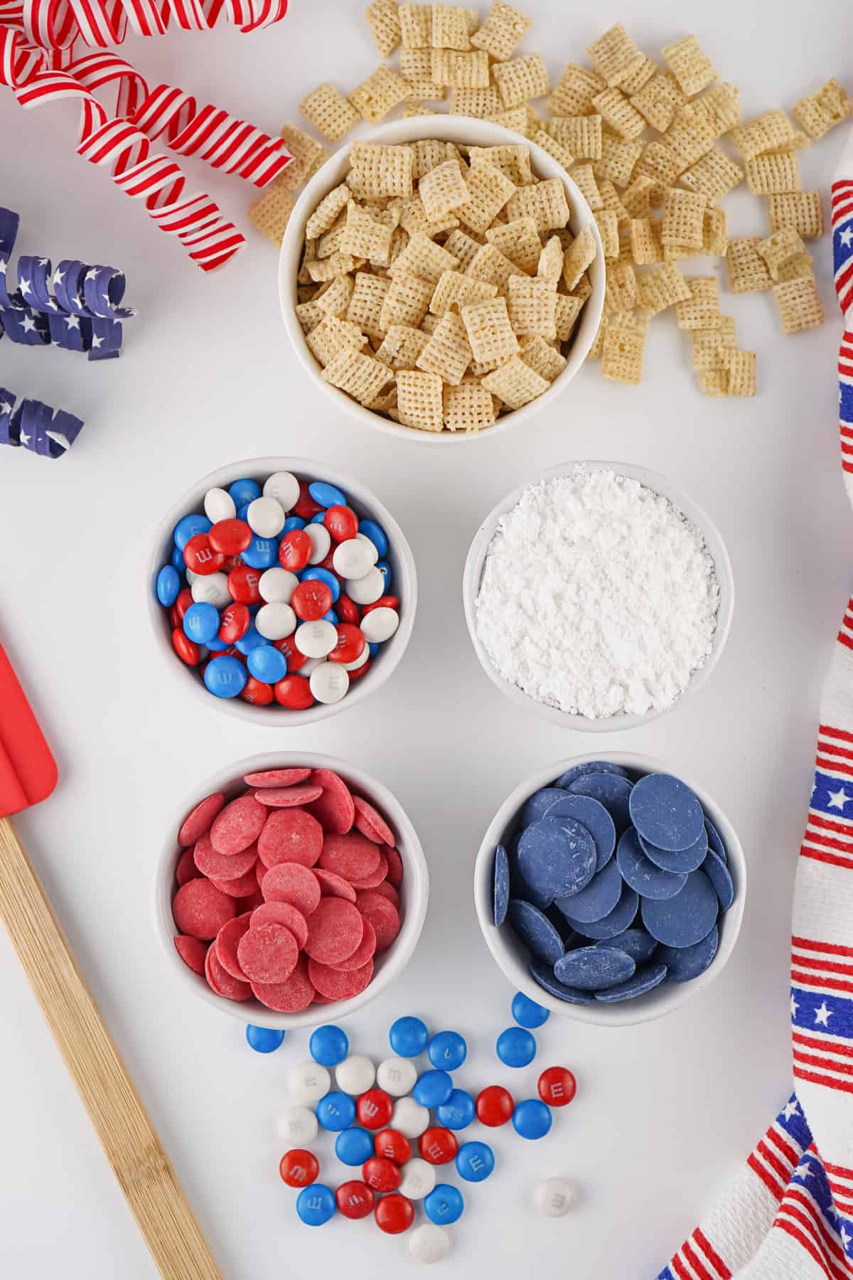 ingredients for 4th of July snack mix