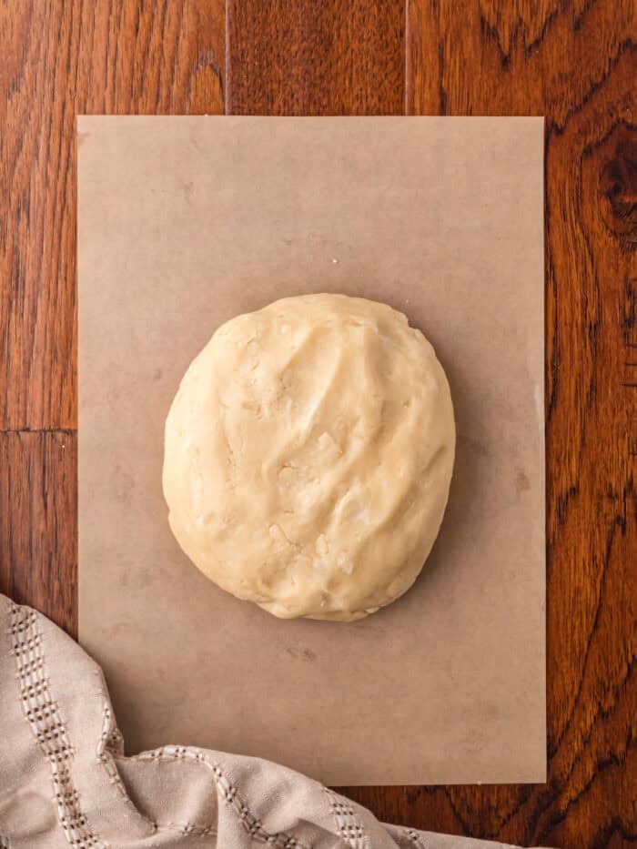 A disc of pie dough