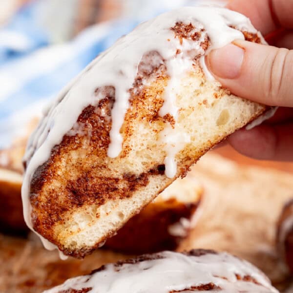 Dollywood Cinnamon Bread feature