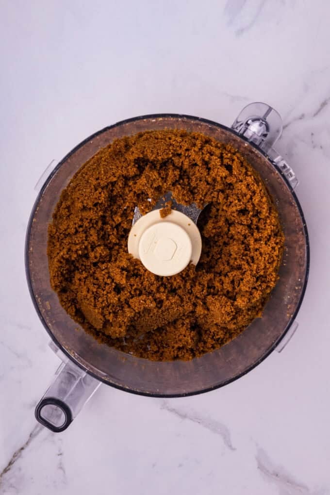 A creamy cookie butter cheesecake filling is baked in a Biscoff crust and topped with more cookie butter in this Biscoff Cheesecake recipe. Biscoff crumbs in a food processor