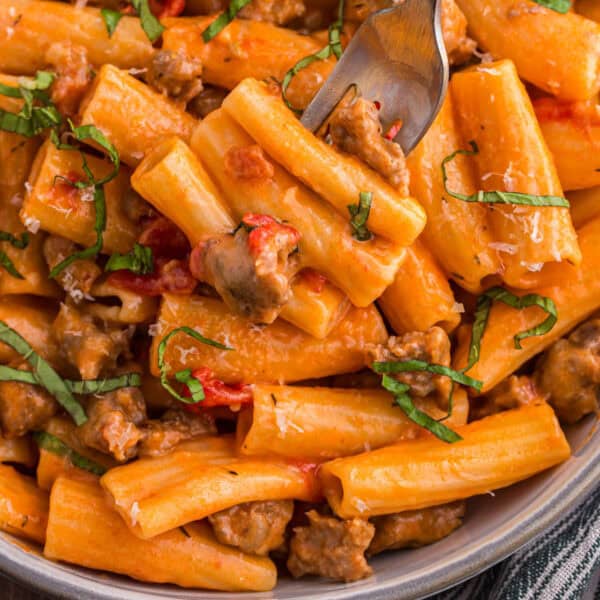 Creamy Italian Sausage Pasta feature
